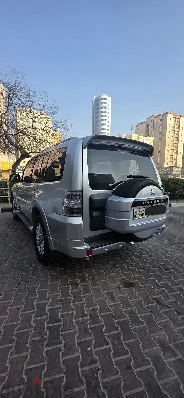 ميتسوبيشي باجيرو 2014